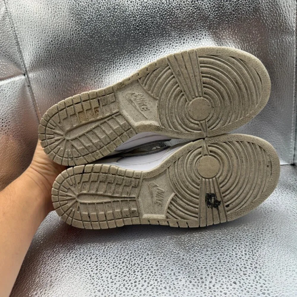 Nike size dunk